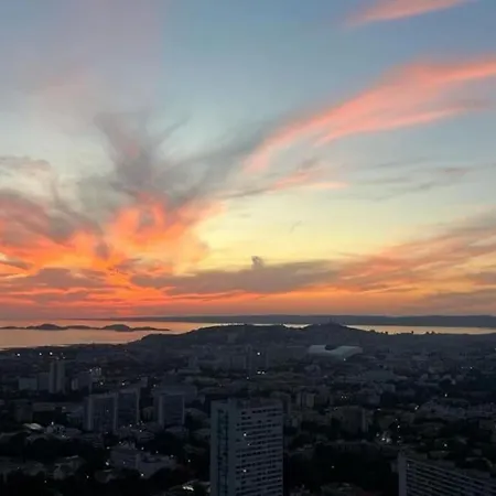 Superbe 2 Avec Vue Sur La Et La Montagne Apartamento